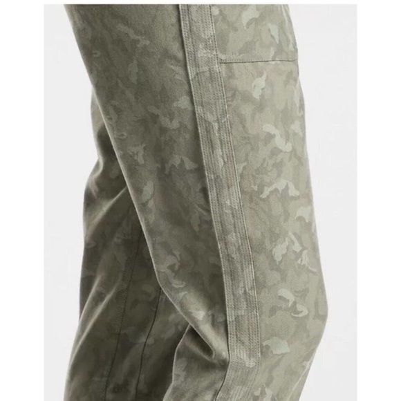 Athleta | Printed Farallon Camo Jogger Size 8 - Picture 7 of 12